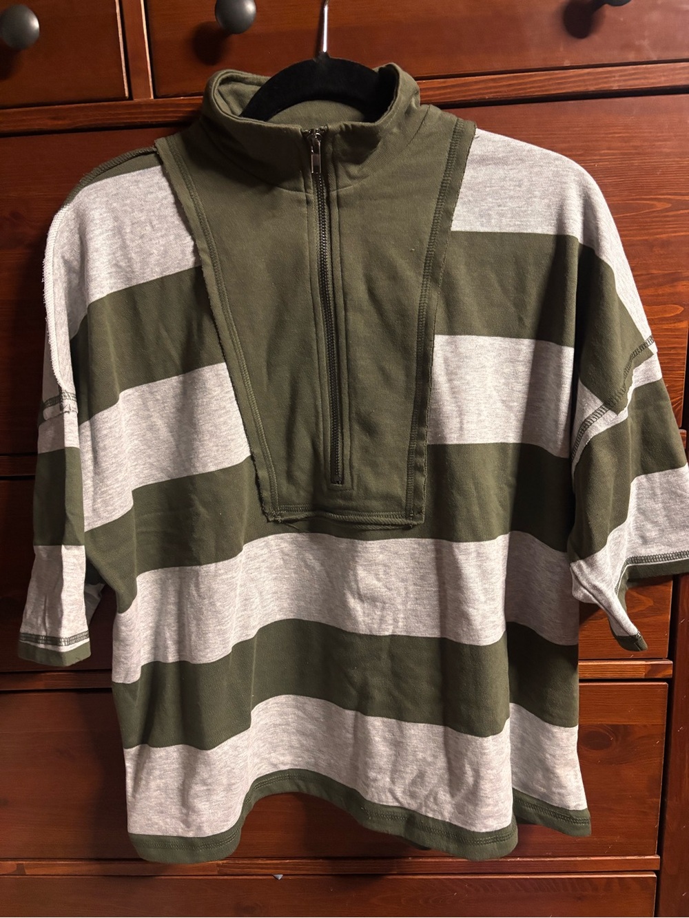 Zenana Rugby Set NWOT- Small